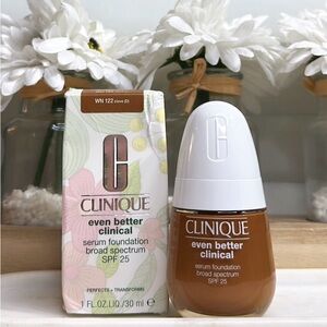 NEW Clinique Even Better Clinical Serum Foundation SPF 25 - WN 122 Clove (D)